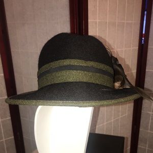 Wool Hat W/Green Accents & a feather clip